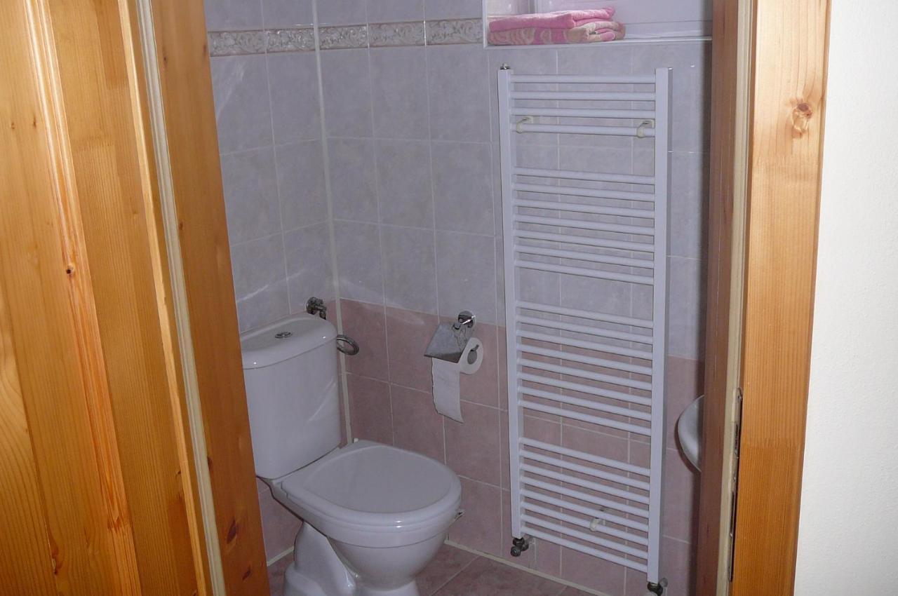 Privát Pekný dvor Apartamento Rajecké Teplice Exterior foto
